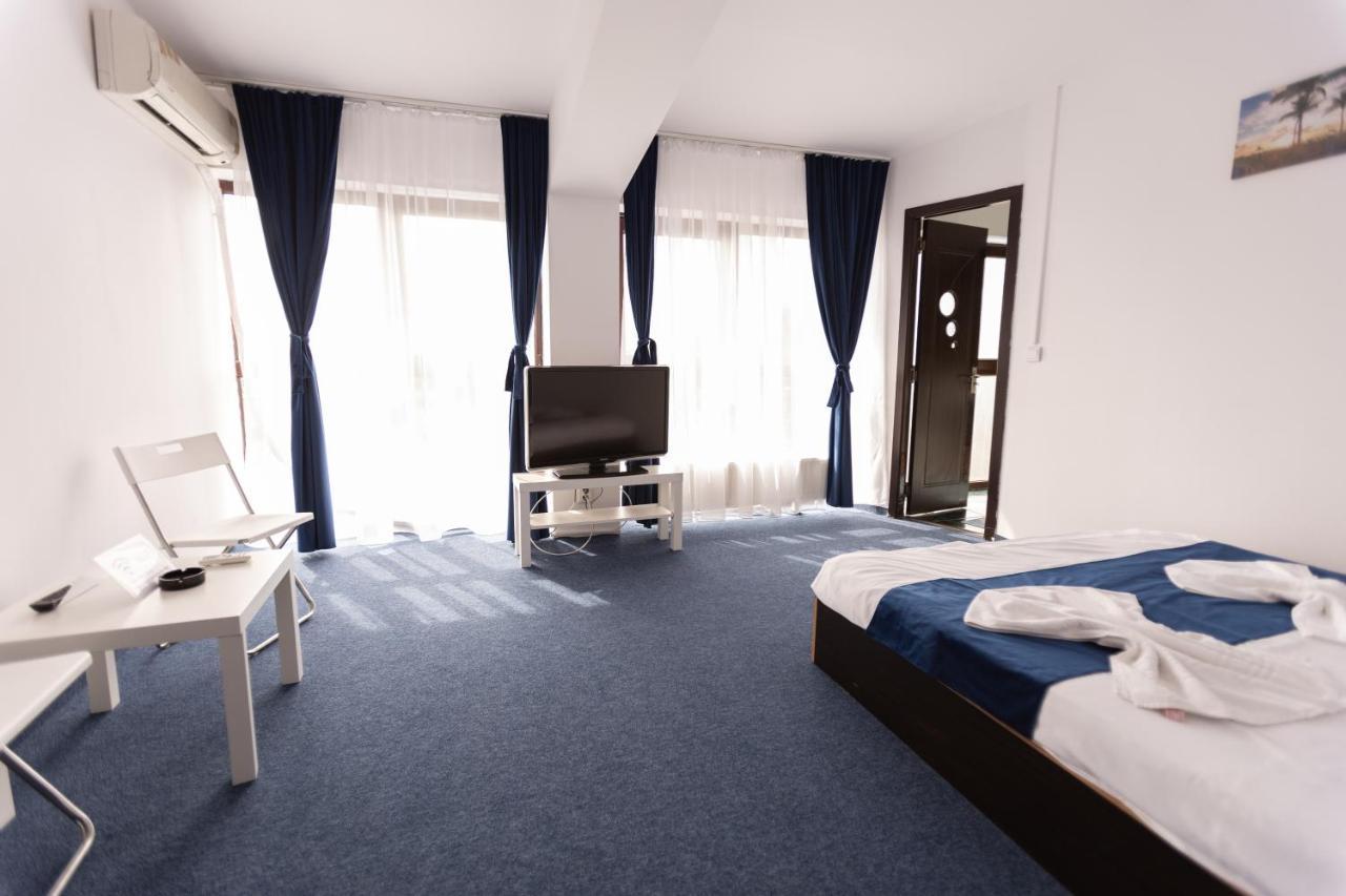 Hotel Blue Bucharest Exterior photo